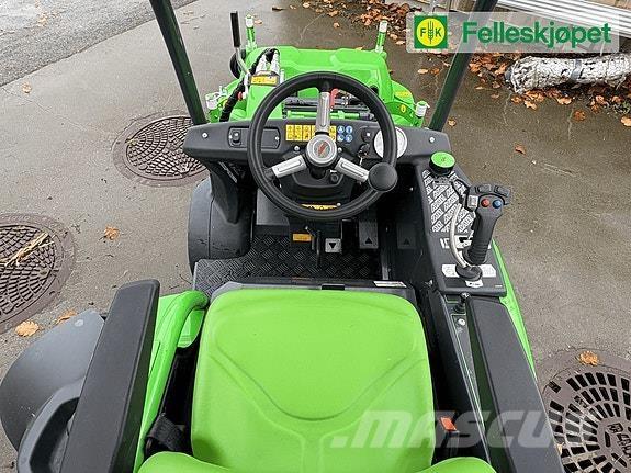 Avant 220 Liukuohjatut kuormaajat