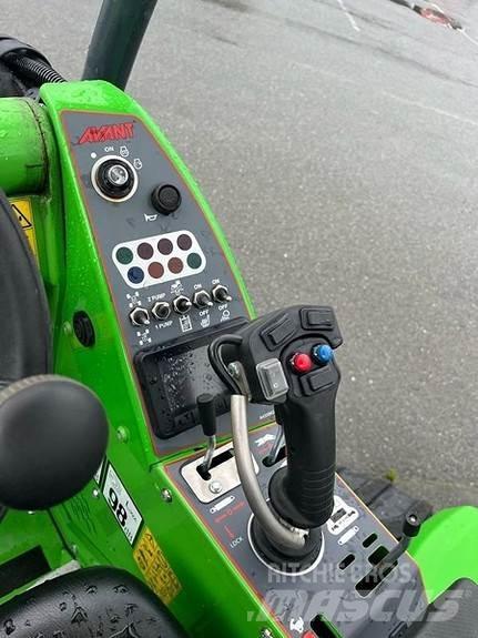Avant 755i Liukuohjatut kuormaajat