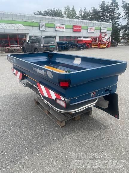 Bogballe M 35 Base Lannoitteenlevittimet