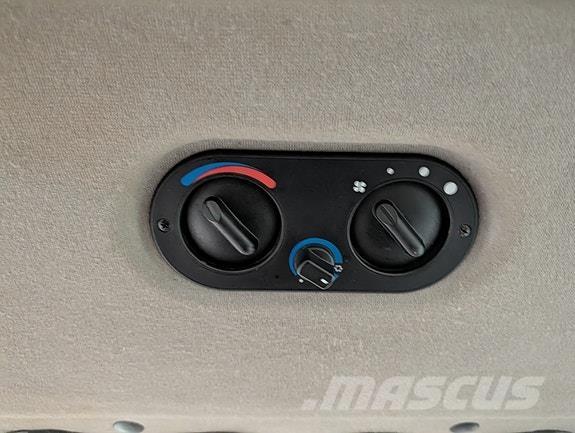 Case IH JXU115U Traktorit