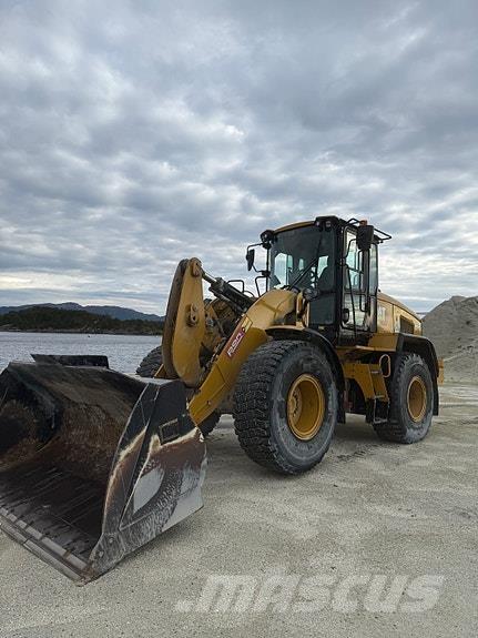 CAT 930M Pyöräkuormaajat