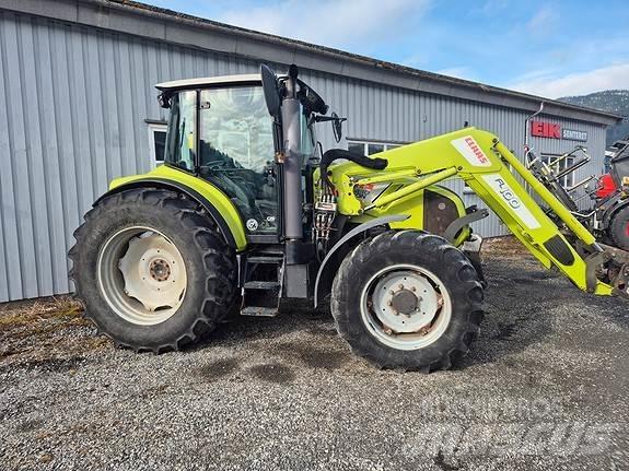 CLAAS 8690 Traktorit