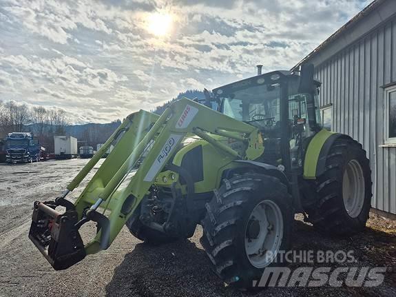 CLAAS 8690 Traktorit
