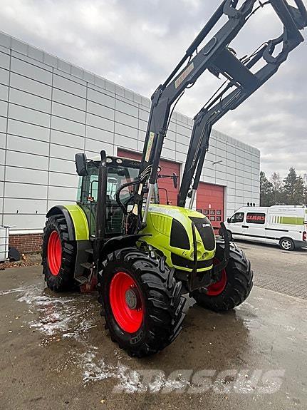CLAAS Ares 697 Traktorit