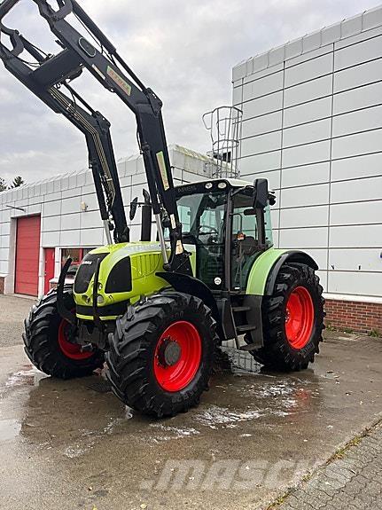 CLAAS Ares 697 Traktorit