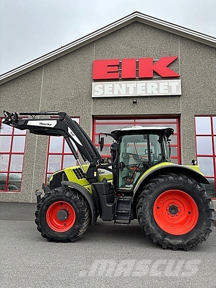 CLAAS Arion 640 Traktorit