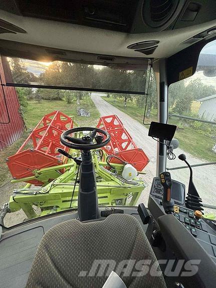 CLAAS Avero 240 Leikkuupuimurit