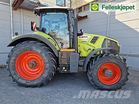 CLAAS AXION 830 Traktorit