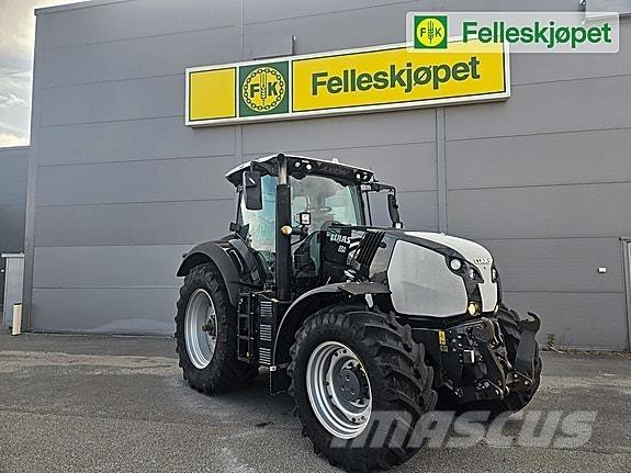 CLAAS AXION 830 Traktorit