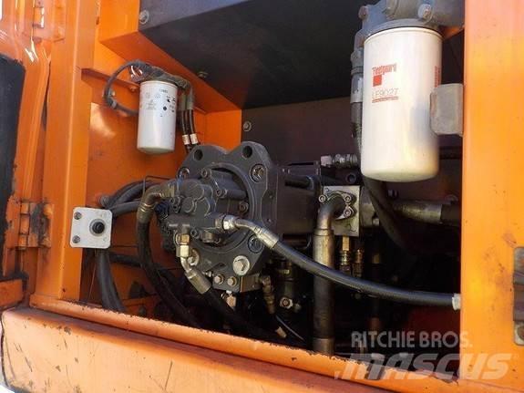Doosan DX225LC-3 Telakaivukoneet