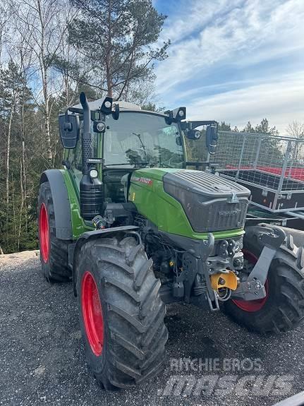 Fendt 211 Traktorit