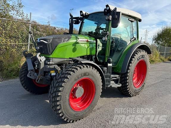 Fendt 211 Profi Traktorit
