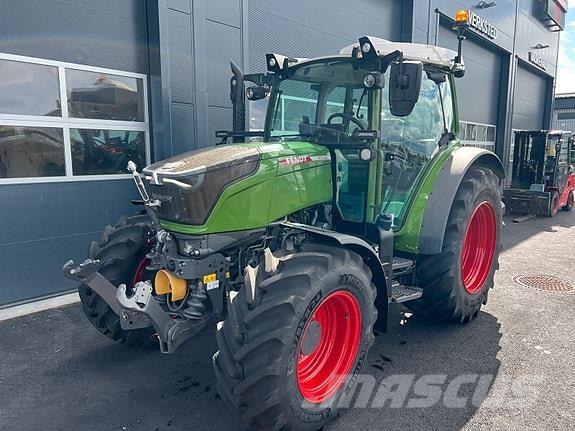 Fendt 211 Profi+ Traktorit
