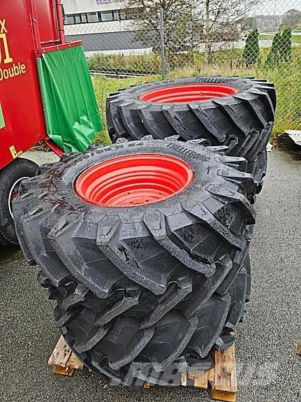 Fendt 300 Traktorit