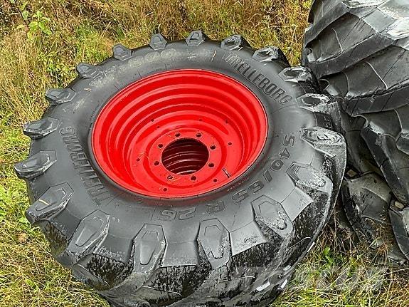 Fendt 415 Traktorit