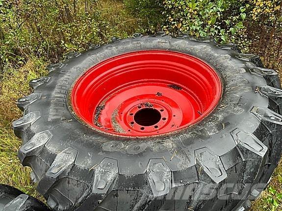 Fendt 415 Traktorit