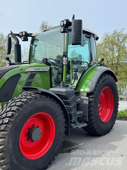 Fendt 516 S4 Traktorit