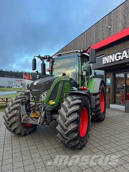 Fendt 516 s4 Profi+ Traktorit