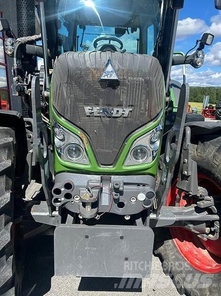 Fendt 516 Vario Traktorit
