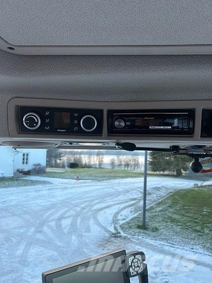 Fendt 516 VARIO Traktorit