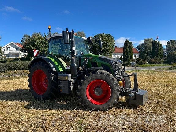 Fendt 620 VARIO Traktorit