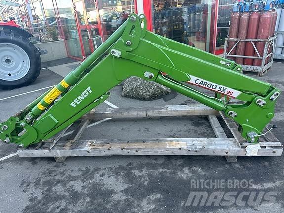 Fendt 700 Traktorit