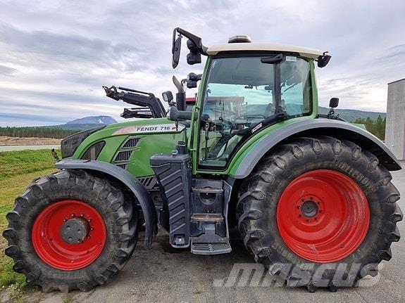 Fendt 716 S4 Profi Traktorit