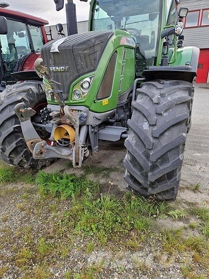 Fendt 716 S4 Profi Traktorit