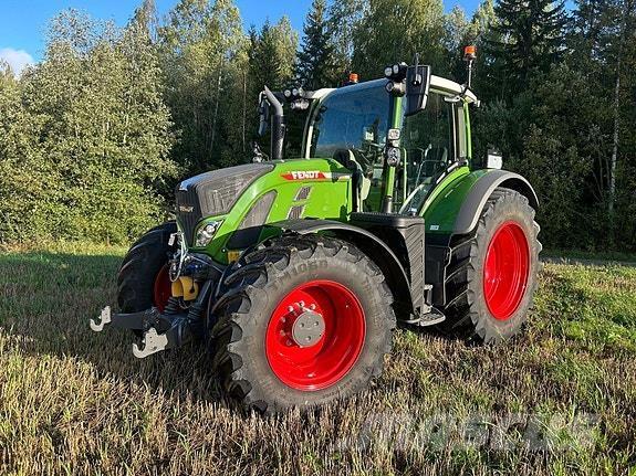 Fendt 722 VARIO Traktorit
