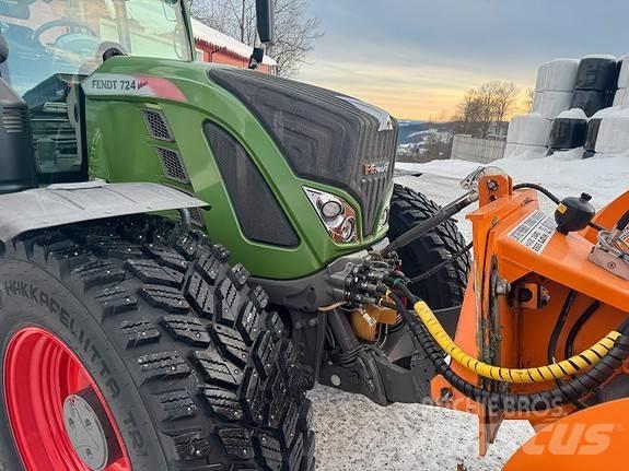 Fendt 724 Traktorit