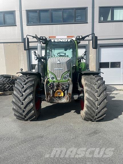 Fendt 724 Gen 6 Traktorit
