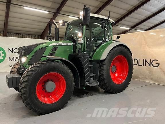 Fendt 724 Vario Traktorit