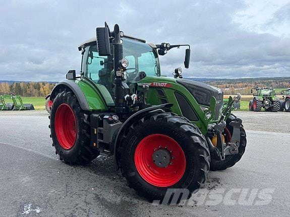 Fendt 724 VARIO Traktorit