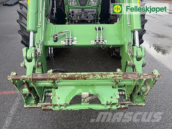 Fendt 724S4 Profi+ Traktorit