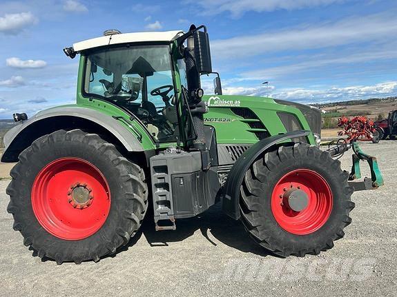 Fendt 828 Vario Traktorit