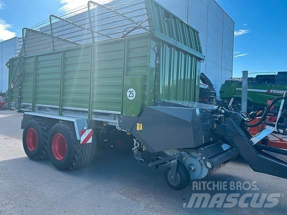 Fendt TIGO MR 40 Muut heinä- ja tuorerehukoneet