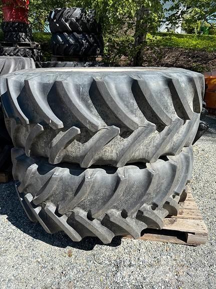 Fiat 110-90 Renkaat ja vanteet