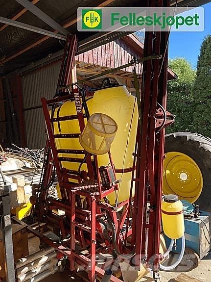 Hardi Master 1000 Itsekulkevat ruiskut