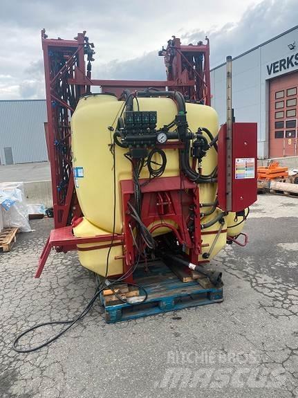 Hardi Master 1200 Itsekulkevat ruiskut