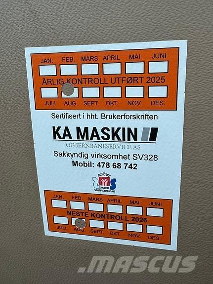 Hydrema 926D Kaivurikuormaajat