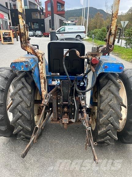 Iseki 3210 Traktorit