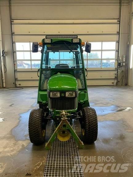 John Deere 2032R Traktorit