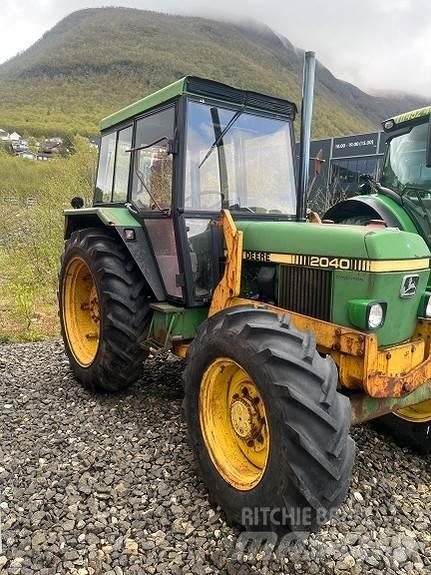 John Deere 2040 Traktorit