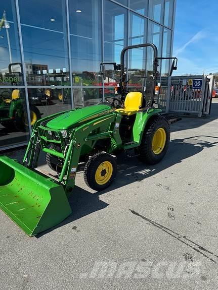 John Deere 3038E Traktorit