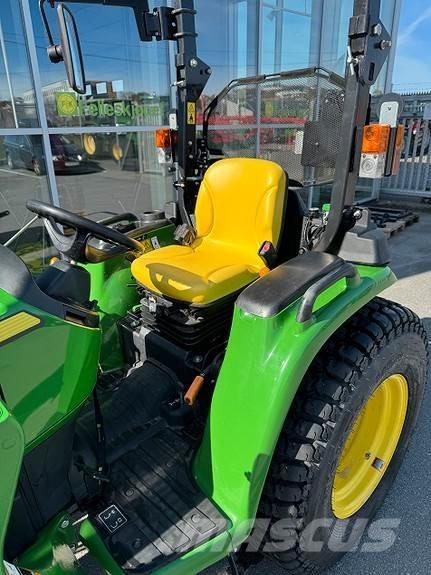John Deere 3038E Traktorit