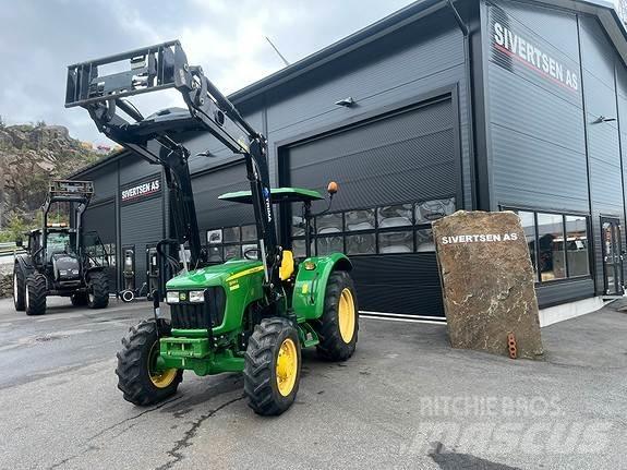 John Deere 5055E Traktorit