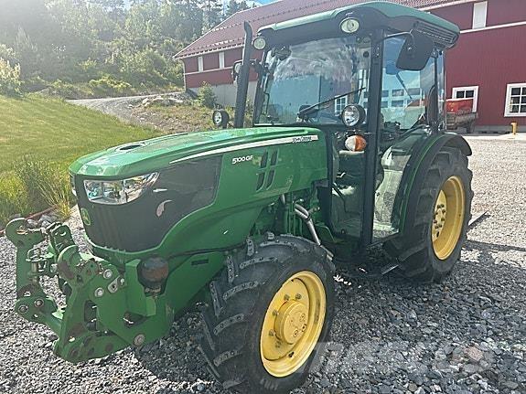 John Deere 5100GF Traktorit