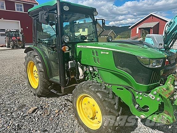 John Deere 5100GF Traktorit
