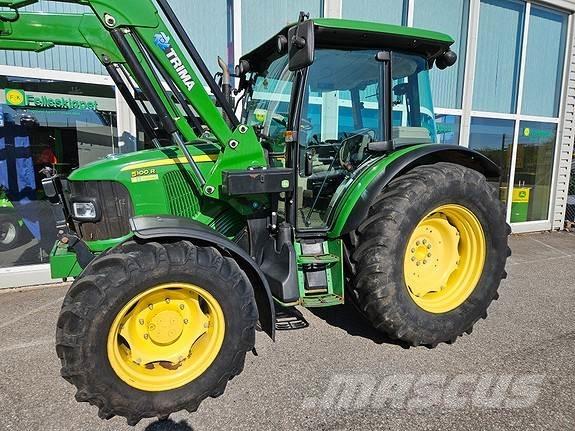 John Deere 5100R Traktorit