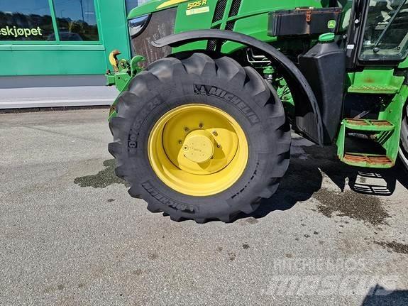 John Deere 5125R Traktorit